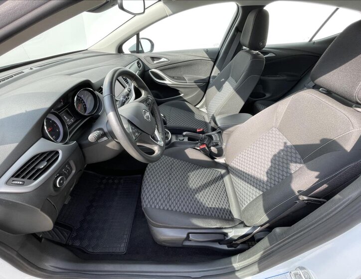 Opel Astra Hatchback 1,2 l 81 kw