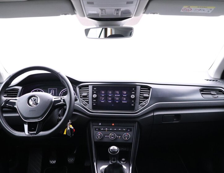 Volkswagen T-Roc SUV / Terénní 999,0 85 kw