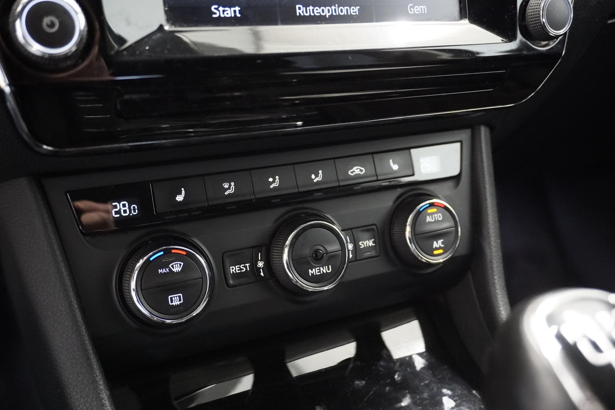 Škoda Superb Kombi 2,0 l 110 kw