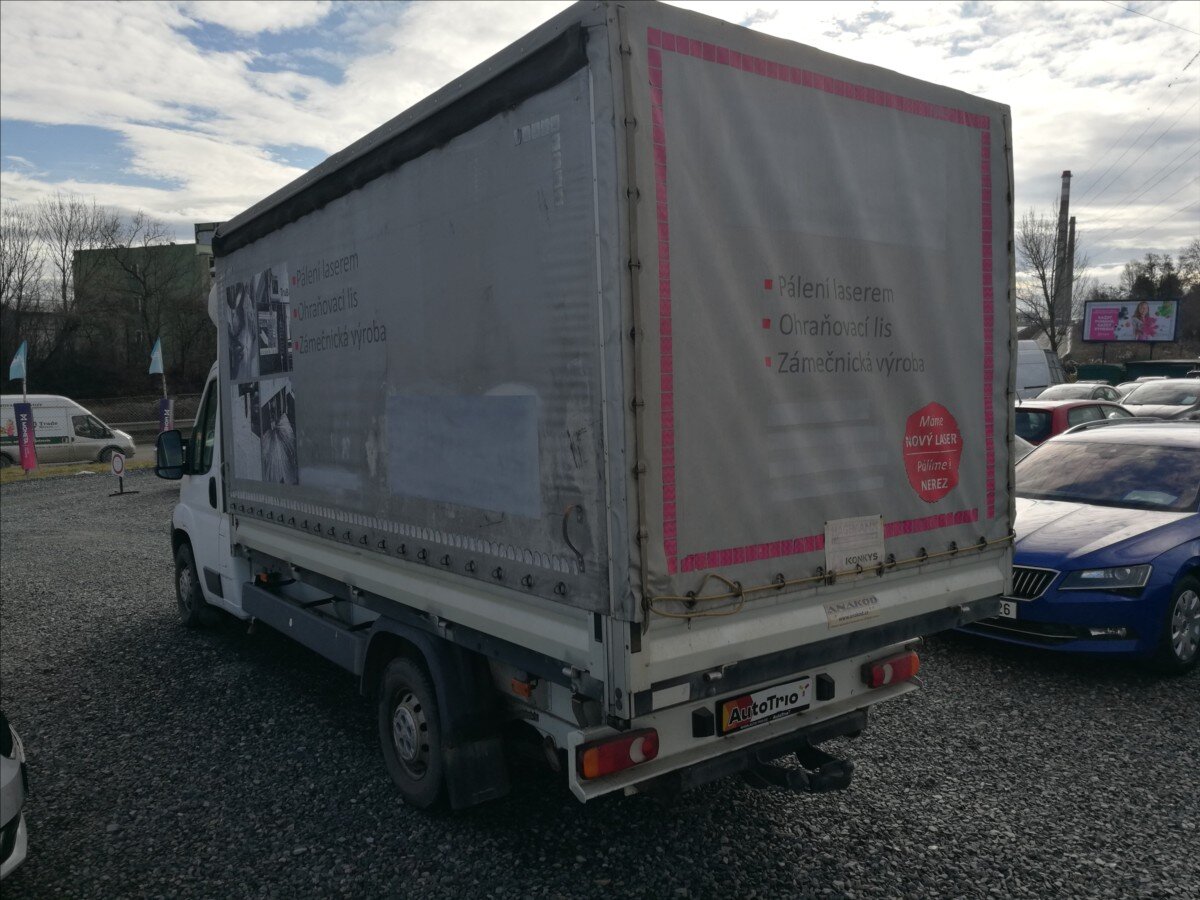 Peugeot Boxer Valník 2,2 l 110 kw