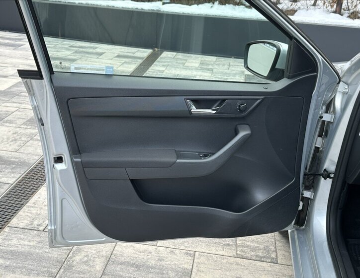 Škoda Fabia Hatchback 999,0 70 kw