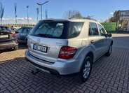 Mercedes-Benz Třídy M SUV 3,0 l 140 kw