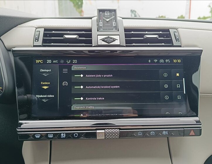 DS Automobiles DS7 Crossback 18