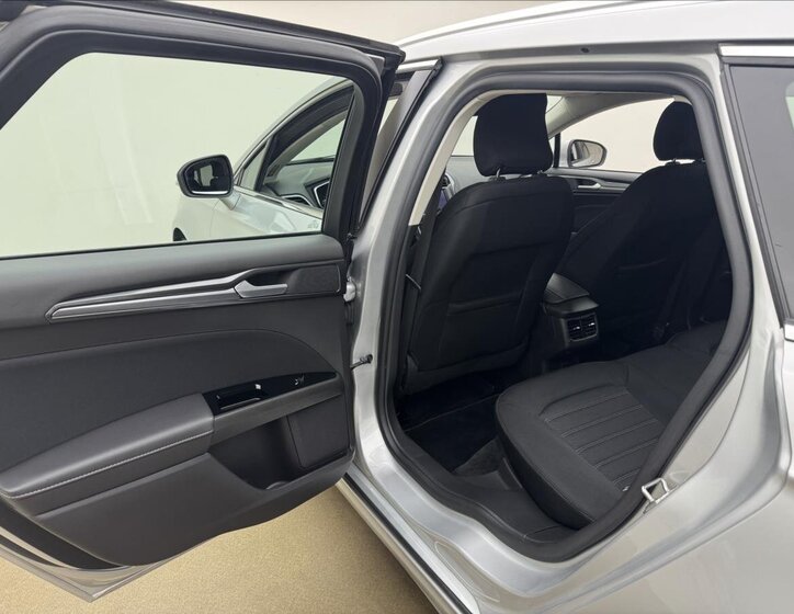 Ford Mondeo Kombi 2,0 l 110 kw