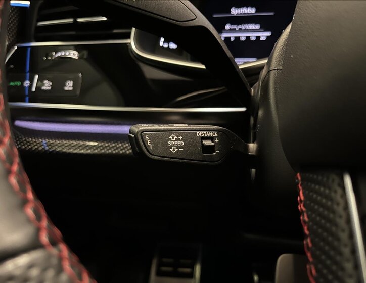 Audi SQ7 Kombi 4,0 l 320 kw