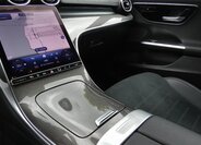 Mercedes-Benz Třídy C Sedan / Limuzína 2,0 l 190 kw
