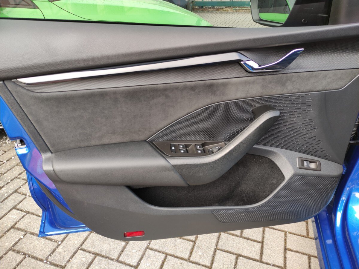 Škoda Octavia Sedan / Limuzína 2,0 l 180 kw