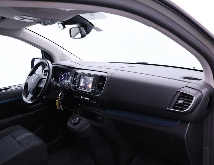 Peugeot Traveller 24