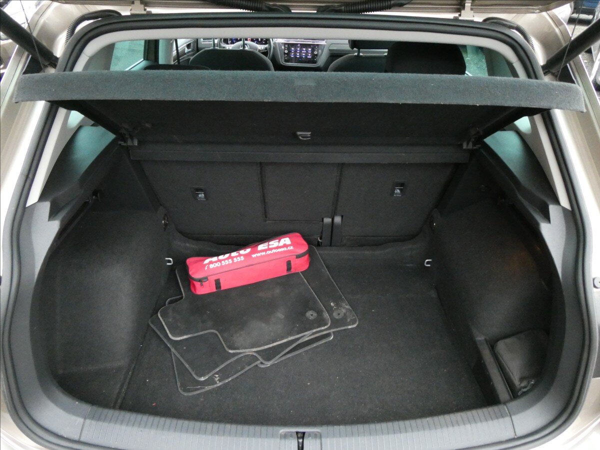 Volkswagen Tiguan SUV / Terénní 2,0 l 110 kw