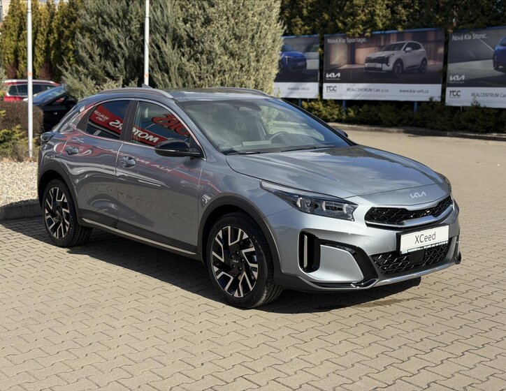 KIA XCeed CUV / Crossover 1,6 l 132 kw