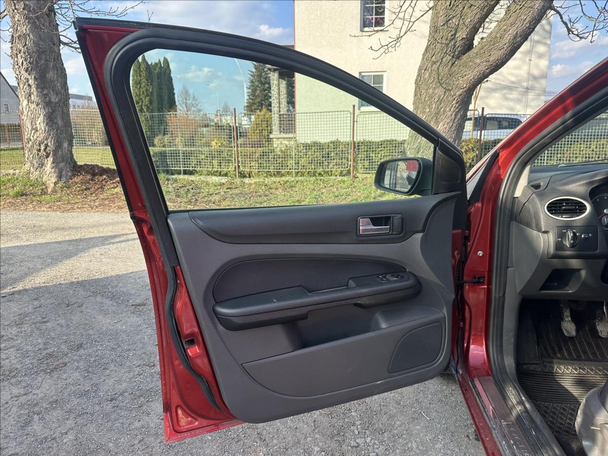 Ford Focus Kombi 1,6 l 85 kw