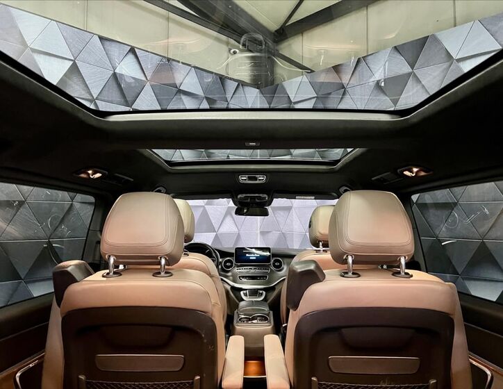 Mercedes-Benz Třídy V 27