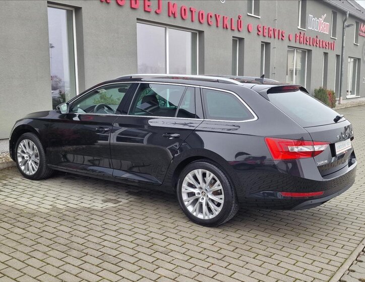 Škoda Superb Kombi 2,0 l 110 kw