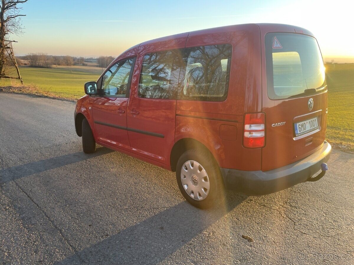 Volkswagen Caddy Kombi 1,6 l 75 kw