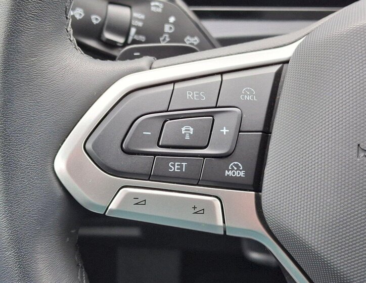 Volkswagen Tiguan SUV 1,5 l 96 kw