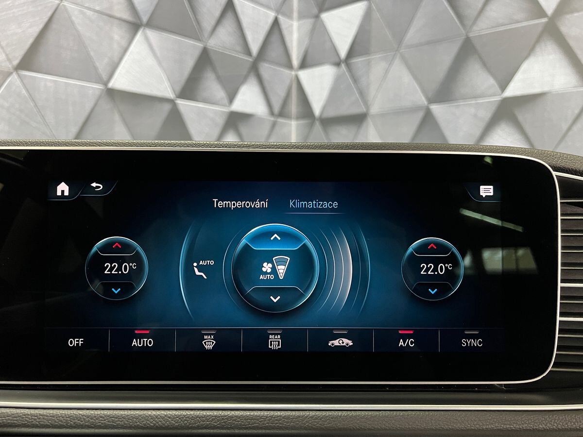 Mercedes-Benz GLE SUV / Terénní 2,0 l 245 kw