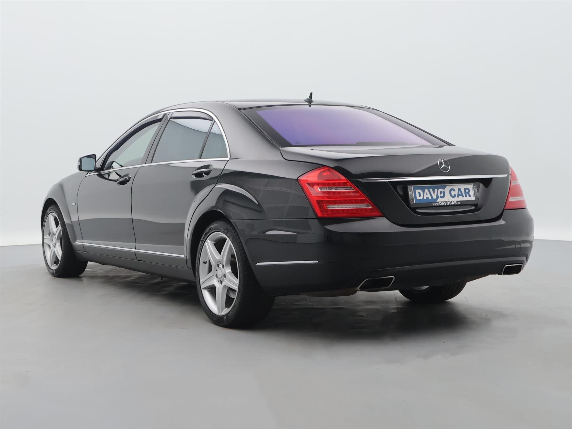 Mercedes-Benz Třídy S Sedan / Limuzína 4,7 l 320 kw