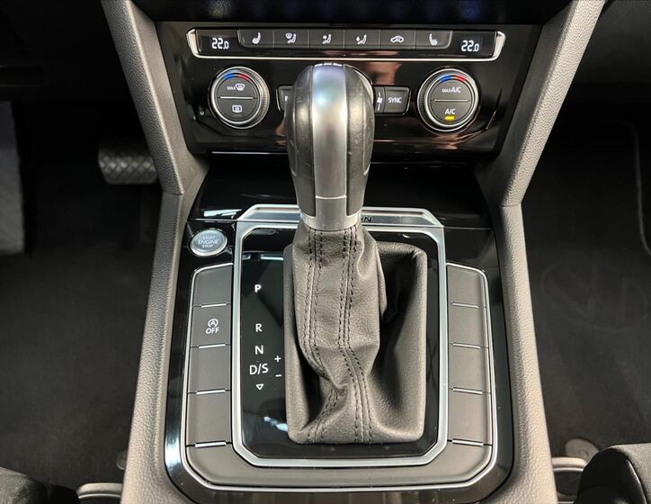 Volkswagen Passat 19