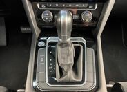 Volkswagen Passat 19