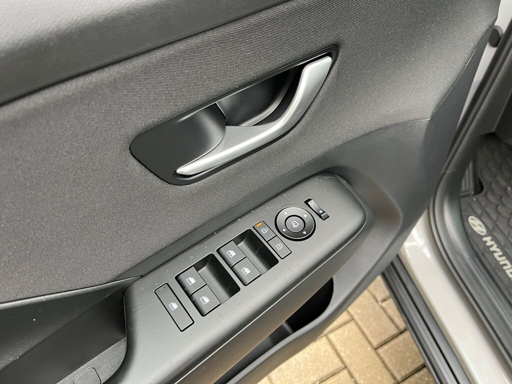 Hyundai Kona SUV 1,6 l 101 kw