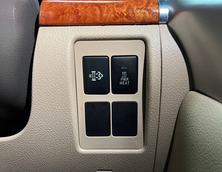 Toyota Land Cruiser 18