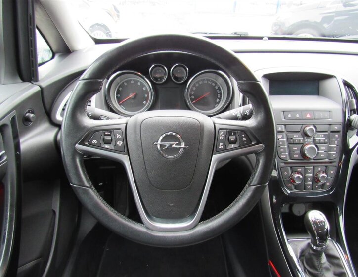 Opel Astra Hatchback 1,4 l 103 kw