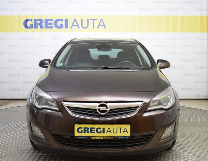 Opel Astra Kombi 2,0 l 121 kw