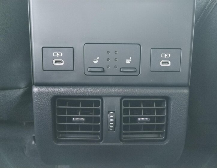 Toyota bZ4X SUV / Terénní 0,0 160 kw