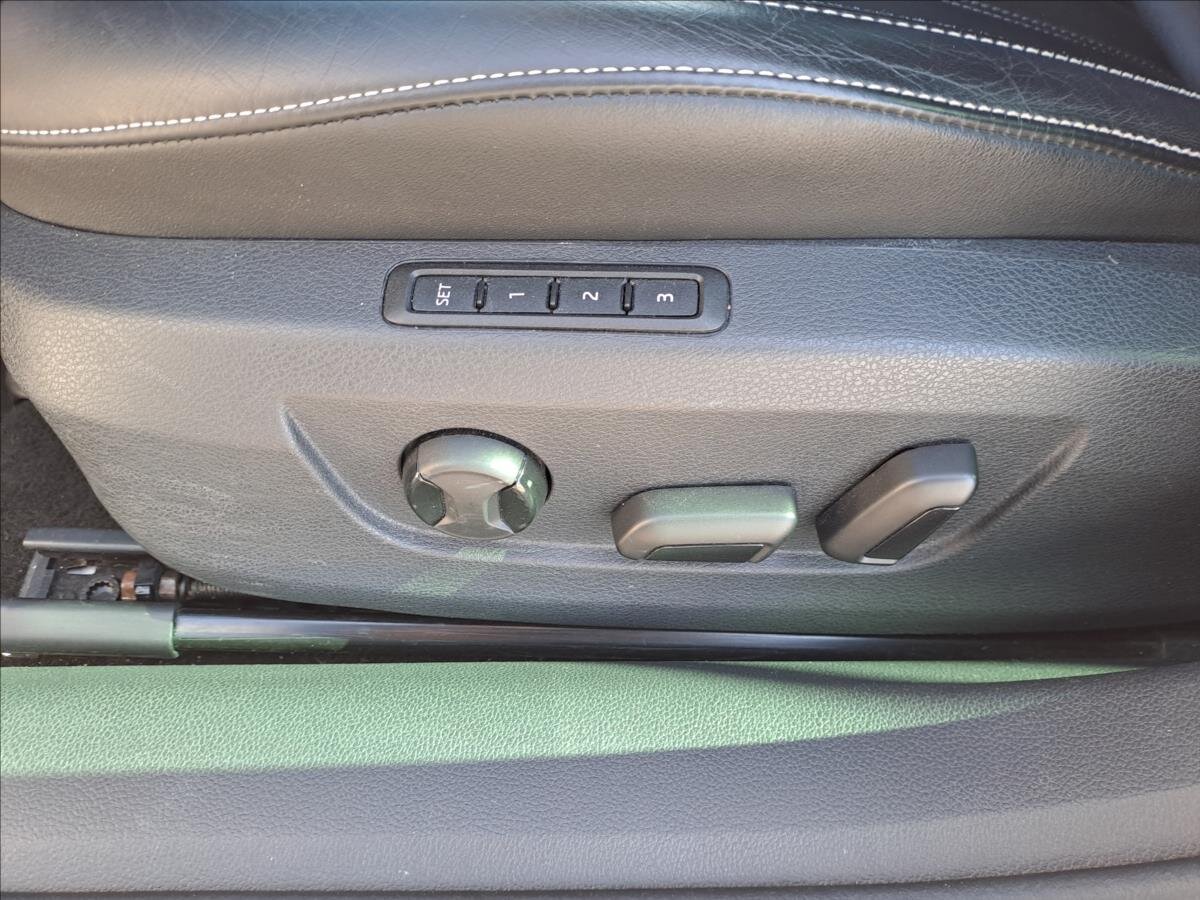 Škoda Superb Kombi 2,0 l 140 kw