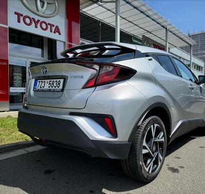 Toyota C-HR 3