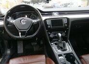 Volkswagen Passat 10