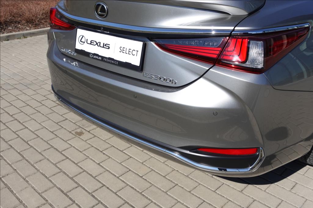 Lexus ES 300h