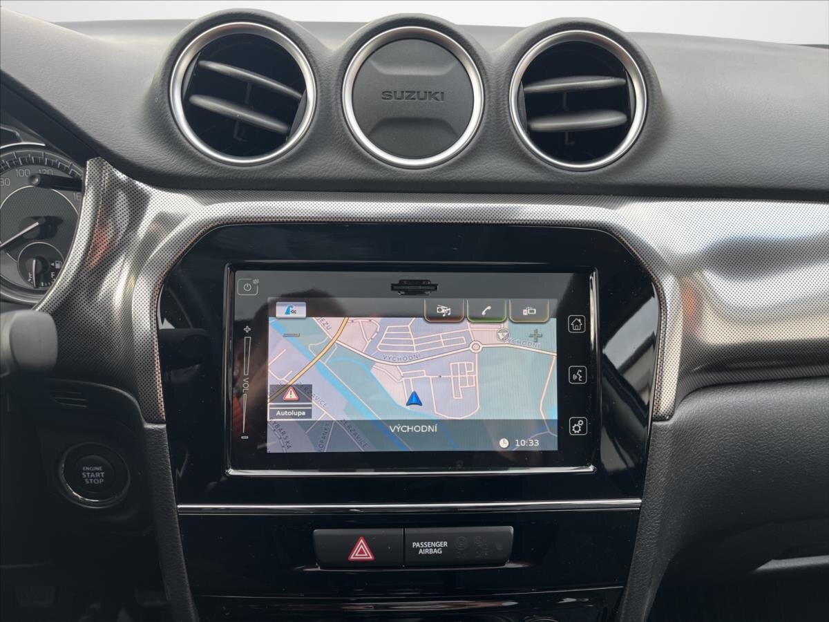 Suzuki Vitara SUV / Terénní 1,4 l 95 kw