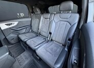 Audi Q7 17