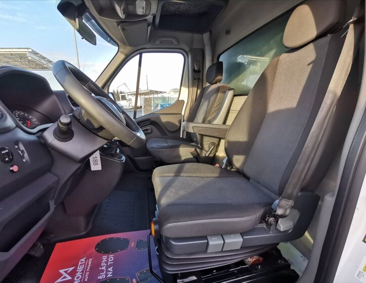 Renault Master Valník 2,3 l 120 kw