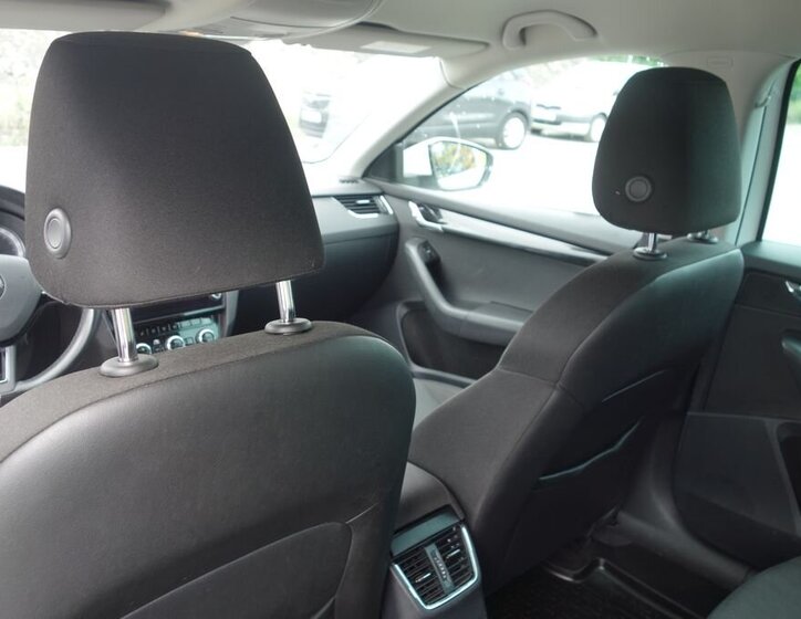 Škoda Octavia Sedan / Limuzína 2,0 l 110 kw