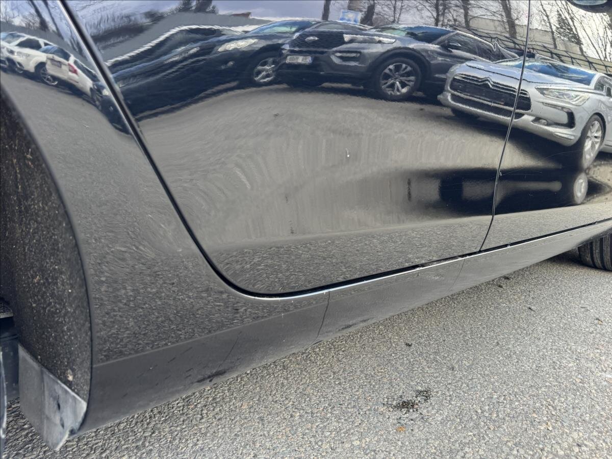 Volkswagen Golf Hatchback 1,6 l 77 kw