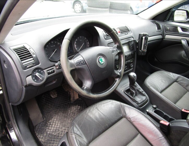 Škoda Octavia Kombi 2,0 l 103 kw