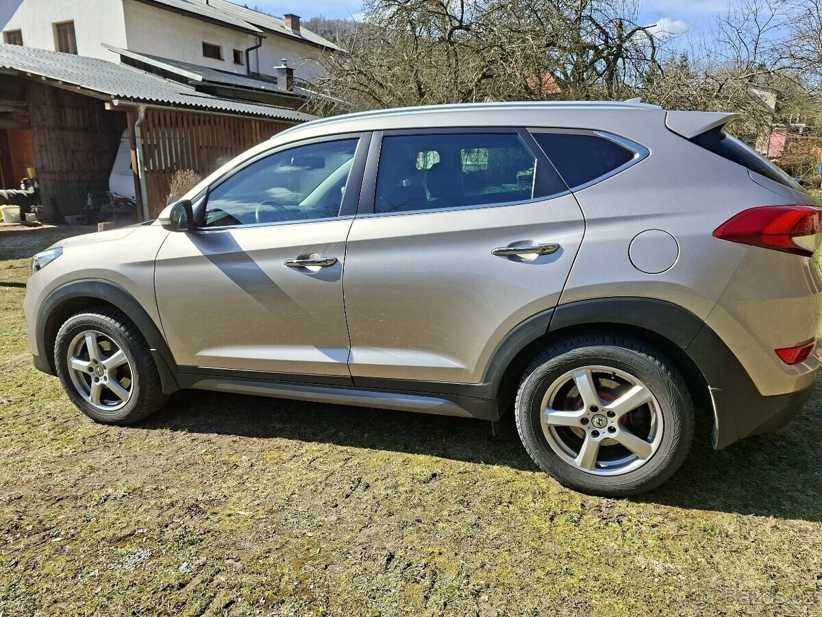 Hyundai Tucson SUV / Terénní 0,0 100 kw