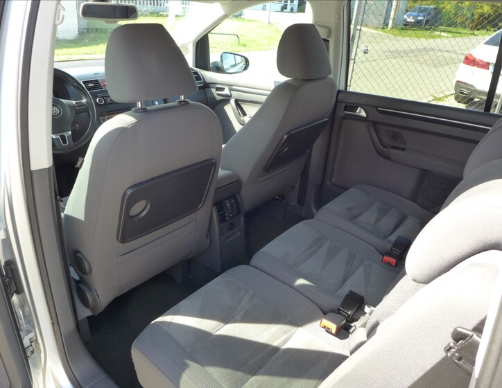 Volkswagen Touran 31