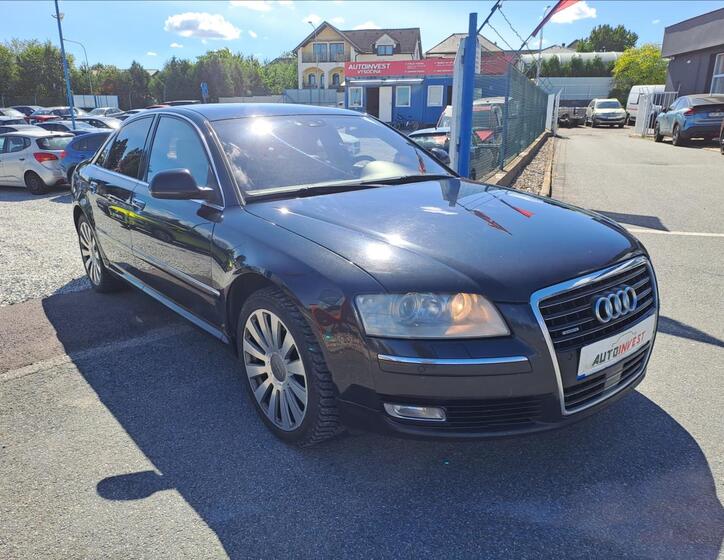 Audi A8 2