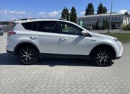 Toyota RAV4 SUV / Terénní 2,5 l 145 kw