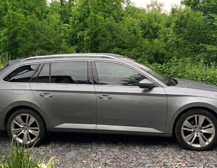 Škoda Superb Sedan / Limuzína 2,0 l 140 kw