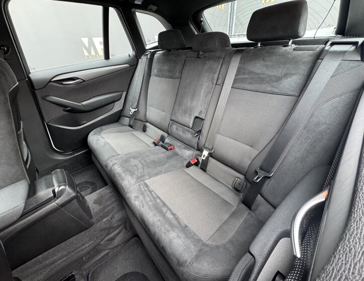 BMW X1 SUV 2,0 l 150 kw