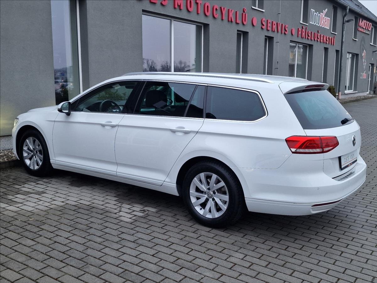 Volkswagen Passat Kombi 1,4 l 110 kw