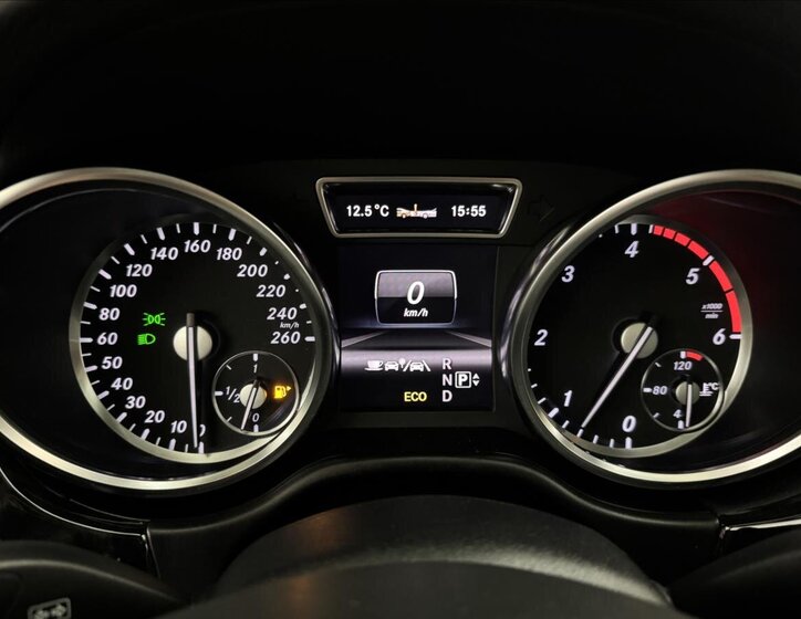 Mercedes-Benz GL SUV 3,0 l 190 kw