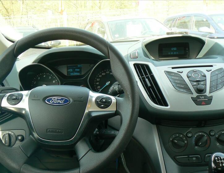 Ford Grand C-MAX 12
