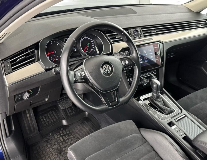 Volkswagen Passat Kombi 2,0 l 140 kw