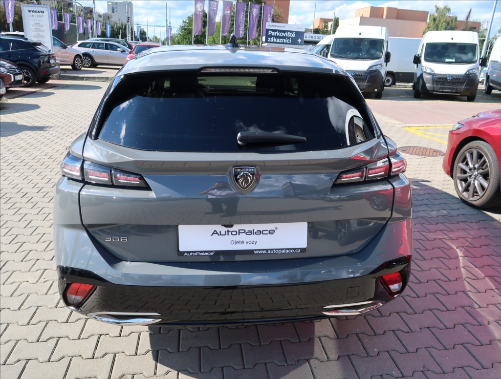 Peugeot 308