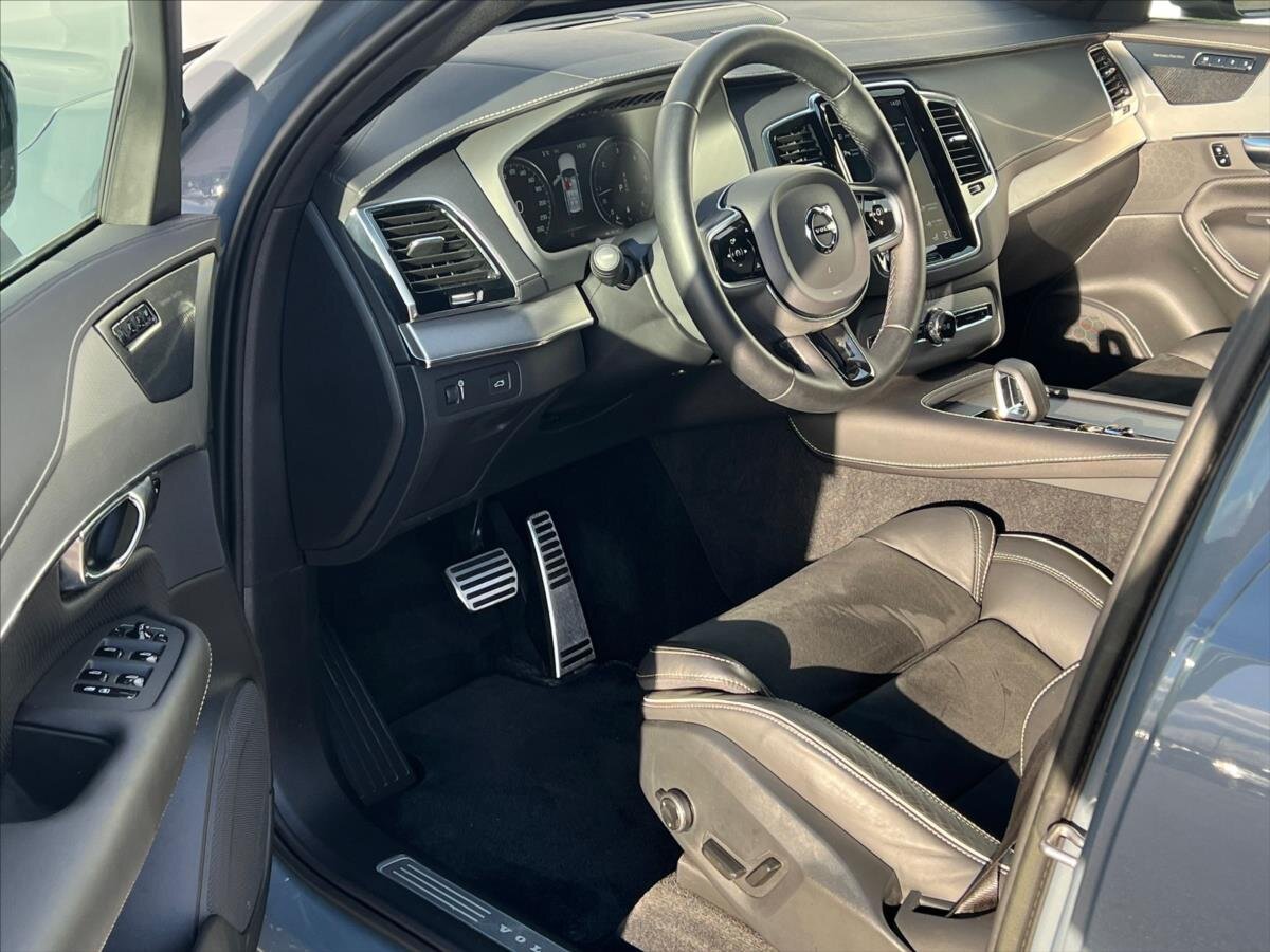 Volvo XC90 SUV / Terénní 2,0 l 173 kw